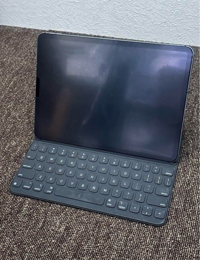 【美品】iPad Pro 2021 256GB 11inch &キーボード