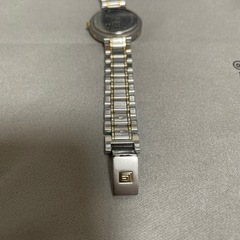 Guy Laroche 腕時計の画像