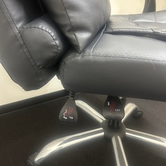 オフィスチェアの画像