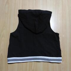 80サイズ コムサ ベストの画像