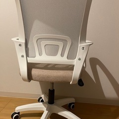 デスクチェア　オフィスチェアの画像