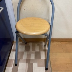 折り畳みイス
