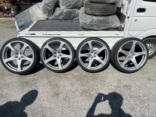 19インチホイールPCD100プリウスなどに。