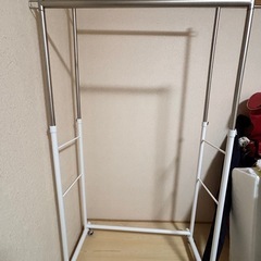 ハンガーラック　お譲り先決まりました