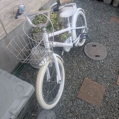 子供　キッズ用　自転車　18型