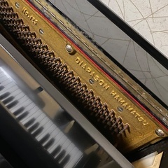 アップライトピアノの画像