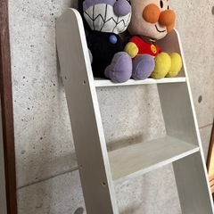階段 収納の画像