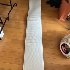 無料　ベッド　スキマパッド