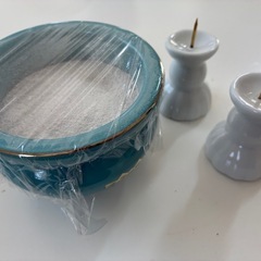 仏具（線香立て、蝋燭立て）