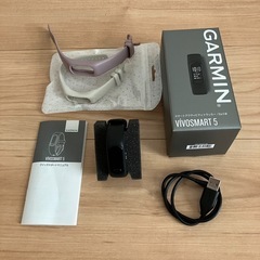 
　【美品】Garmin　vivosmart 5 Black S...