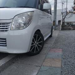 パレットのフロントバンパー
