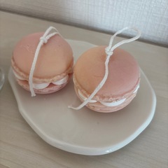 アイスクリームとマカロンのキャンドルの画像