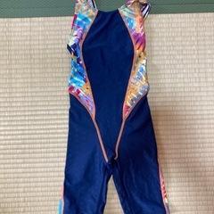 子ども服　キッズ　女子　130と140  Tシャツ（無印良品含）ズボン、水着の画像