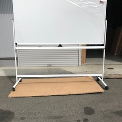 No.30 脚付きホワイトボード