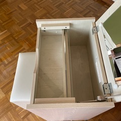 コンパクト鏡台の画像