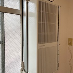 ウィンドウクーラー（窓枠エアコン）の画像