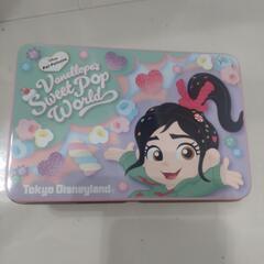 【断捨離中‼️】ディズニー　ペネロペ　Penelope　缶　缶　小缶の画像