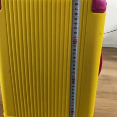 スーツケース