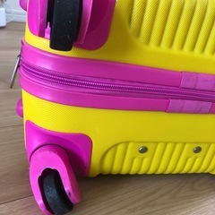 スーツケースの画像