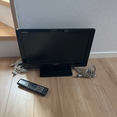 シャープ　AQUOS テレビ 19インチ