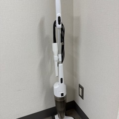ツインバード掃除機　サイクロンスティック型