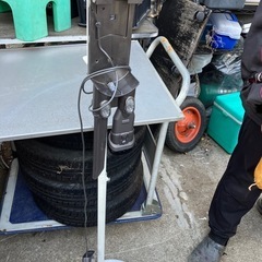 ジャンクダイソン スタンド付き
掃除機 の画像