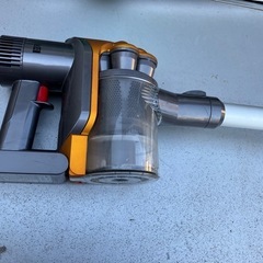 ジャンクダイソン スタンド付き
掃除機 の画像