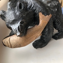 木彫りの熊の画像