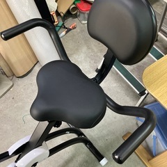 美品　アルインコ クロスバイク4721 AFBX4721GR ホワイト　 フィットネスバイク エアロバイク 折りたたみ トレーニング バイクビクス の画像