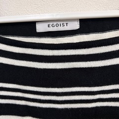EGOIST ニットトップ服の画像