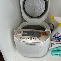 炊飯器