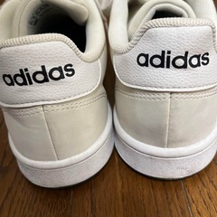 【決まりました】adidas 26.5cm スニーカーの画像