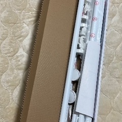 突っ張りハンガーラックの画像