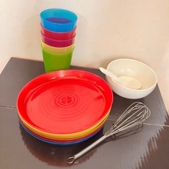 プラスティック食器