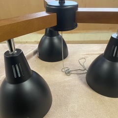 032600ニトリペンダントライトシーリングライトボレロ3灯の画像