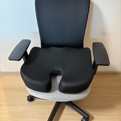 0円でお譲り　ニトリ　チェア　椅子　オフィス　クッション付き　　