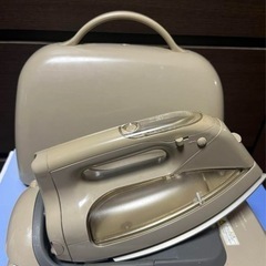 TOSHIBAの2way Separonアイロン無料