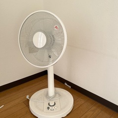 美品【扇風機】1年しか使用しておりませんの画像