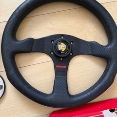 MOMO(モモ) ステアリング コンペティション 35パイ C-71