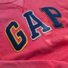 OLD GAP シニールワッペンスウェットの画像