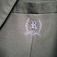苫小牧市立緑陵中学校 男子制服の画像