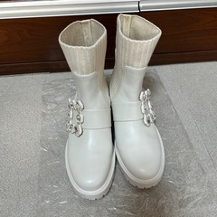 スタッカート_ブーティー_レディース_23.5の画像