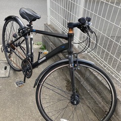受け渡し予定者とお話しております。大人用　自転車