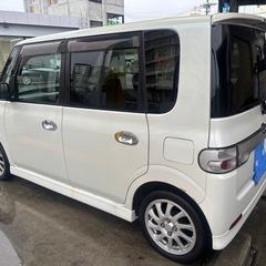 タントカスタム　車検令和8年5月まで残ってますの画像