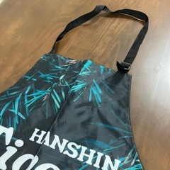 阪神タイガースエプロン(未使用品)の画像