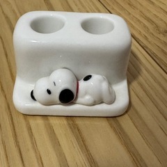 スヌーピー　歯ブラシスタンドの画像