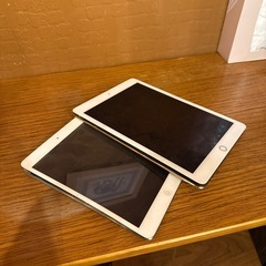 iPad2つ
