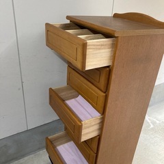 木製7段引出し家具の画像