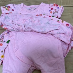 はらぺこあおむしスカート付きカバーオールとぬいぐるみ付きソックスの画像