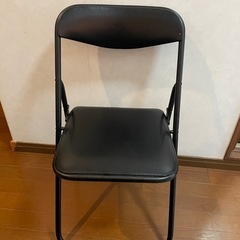パイプ椅子
